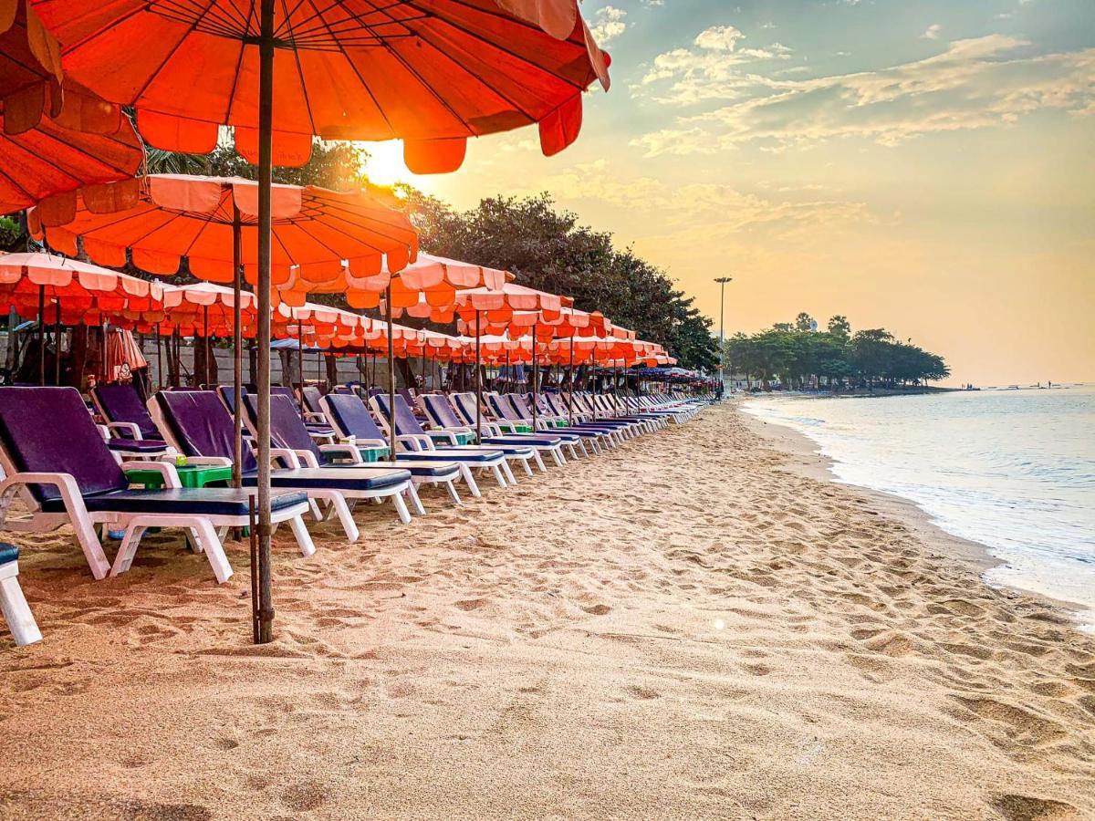 Luxury Sea View Room Beach Front Luxury Pantai Jomtien Luaran gambar